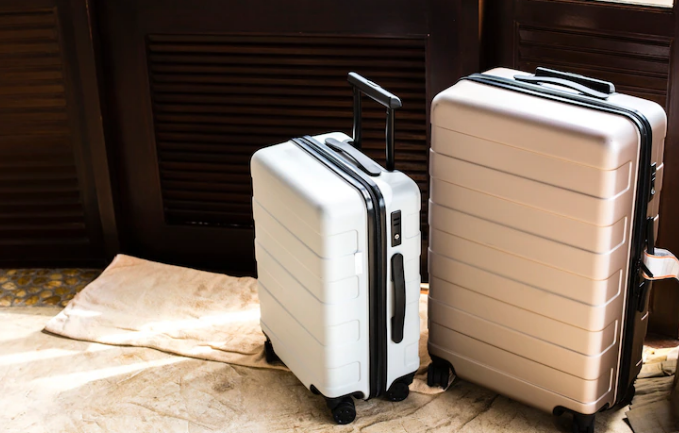 luggage rentals at the airport